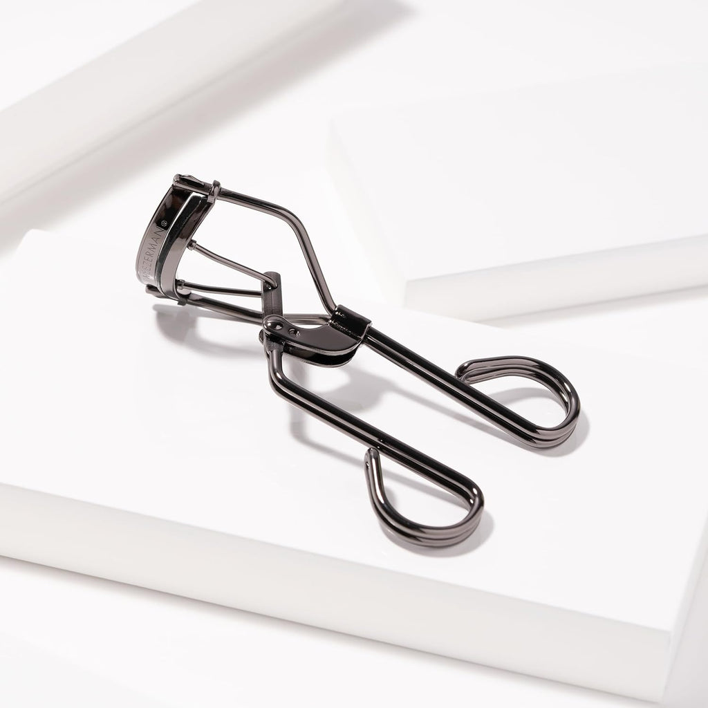 Tweezerman Pro Master Lash Curler for Almond-Shaped Eyes Black